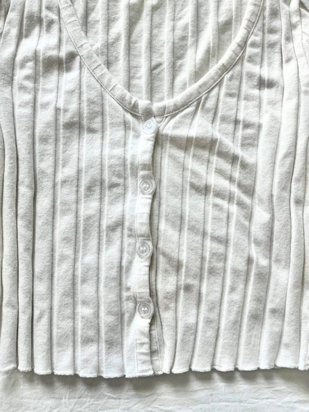 Button Up Top - Picture 4 of 5